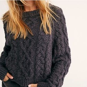 gap crewneck sweater